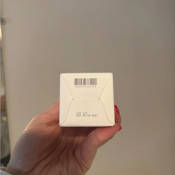 White Skin Refining Mild PHA Toner - Picture 2 of 4